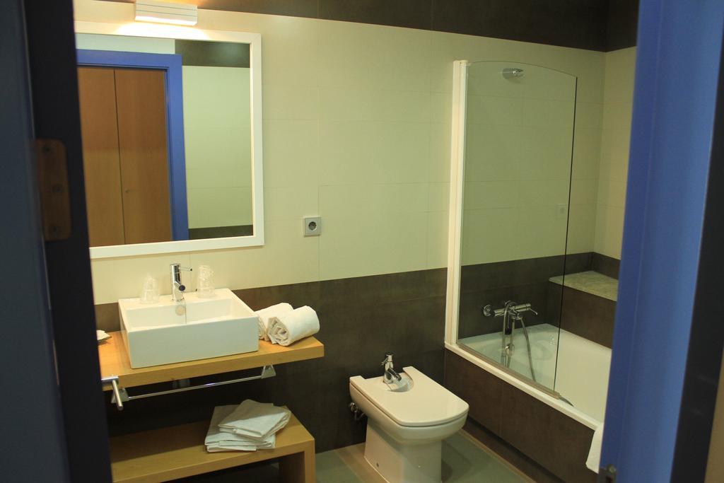 Hotel Alborán Carboneras Quarto foto